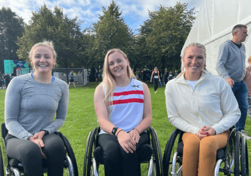 wheelchair racers joanna robertson sammi kinghjorn melanie woods